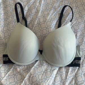 PINK Victoria's Secret bra 32D #022